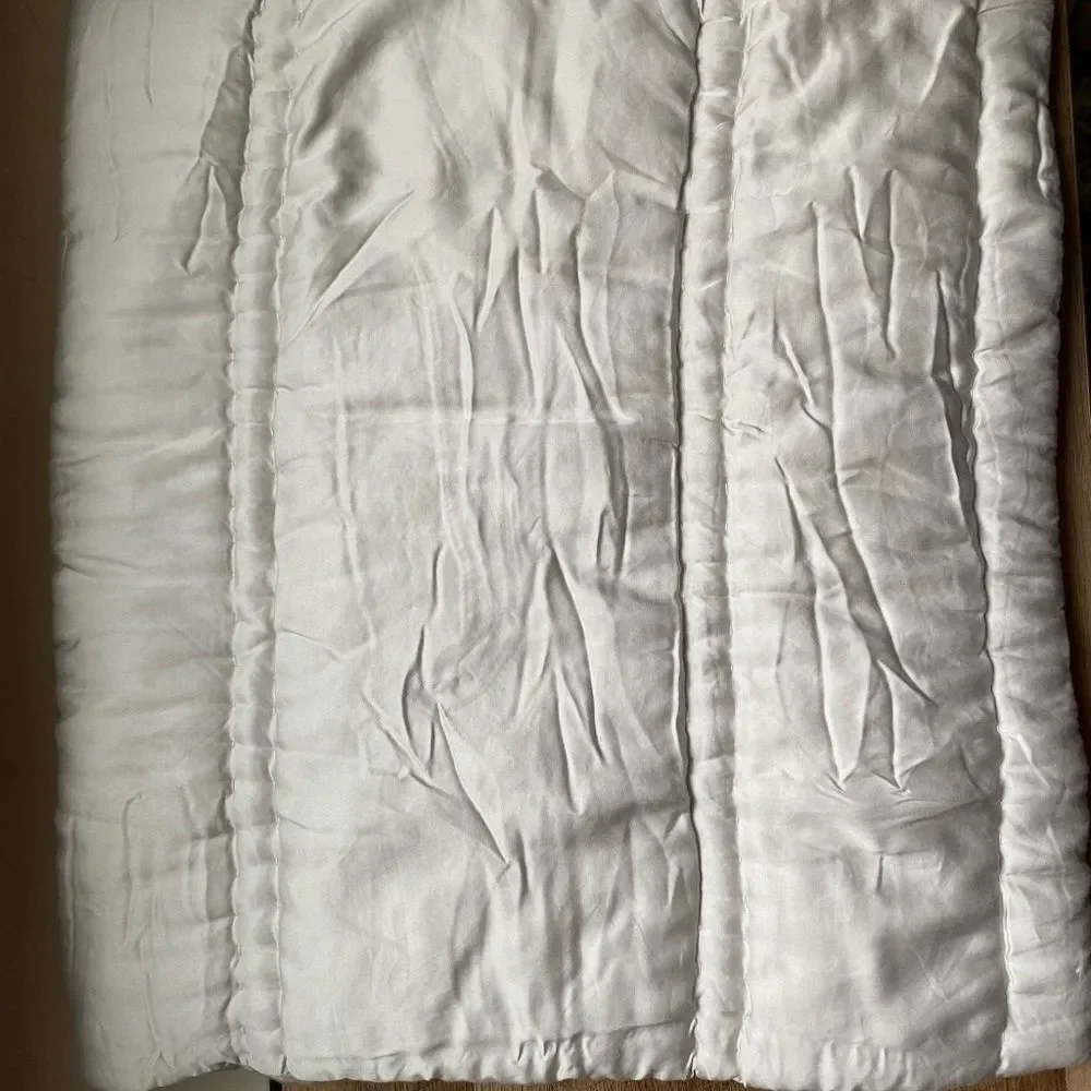New- West Elm Silky Feel Lyocell Frost Grey Bed Plush Pillow Sham Cover